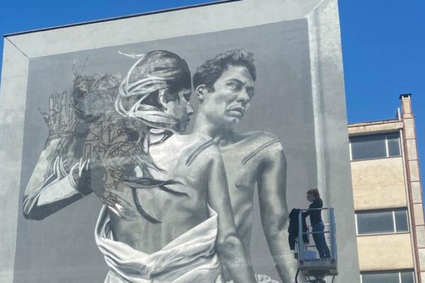 A Roma primo murales a tema lgbt